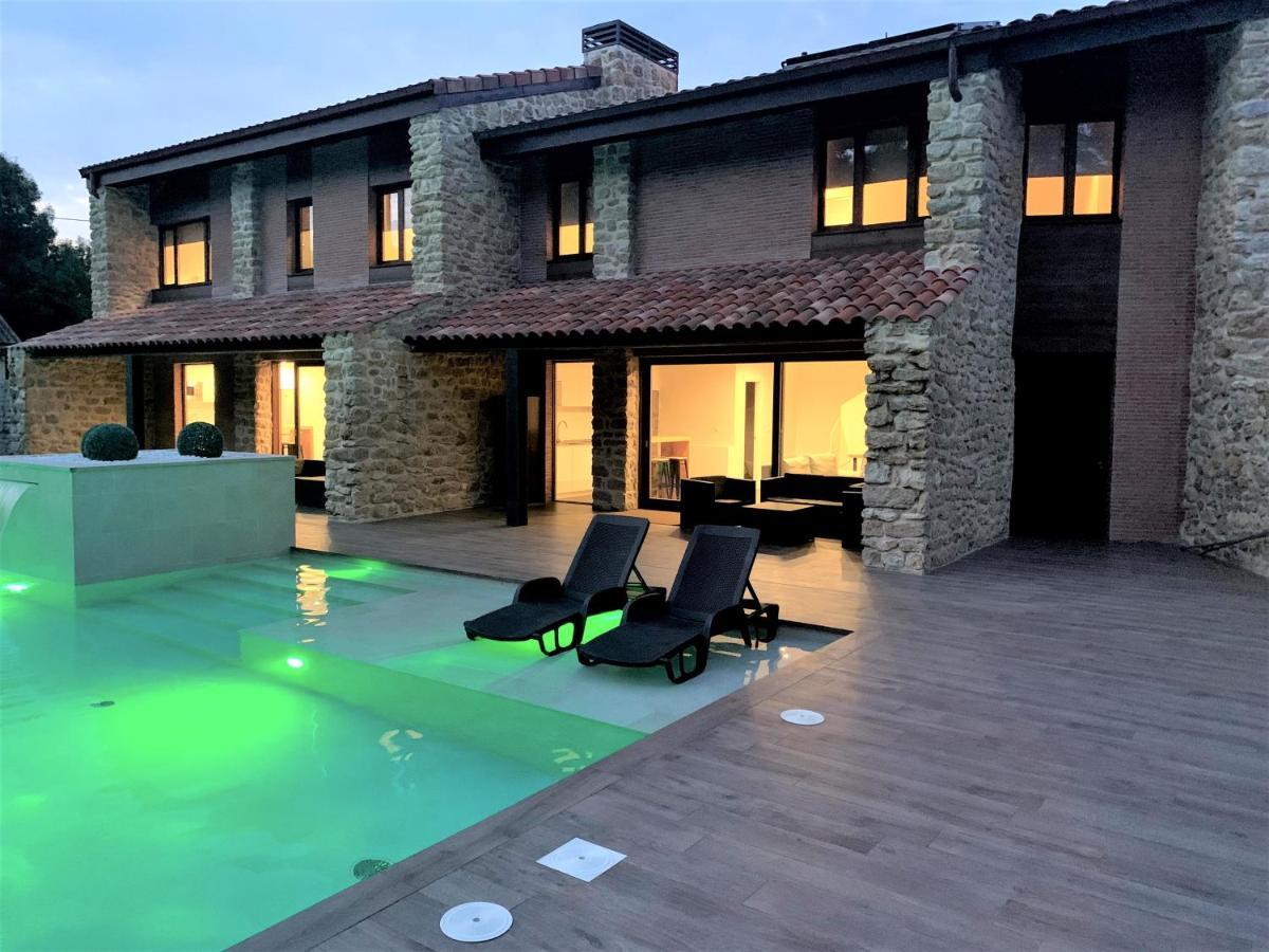 Noriega 2 Apartamentos En Villa Con Piscina Privada En Asturias El Marquesau מראה חיצוני תמונה
